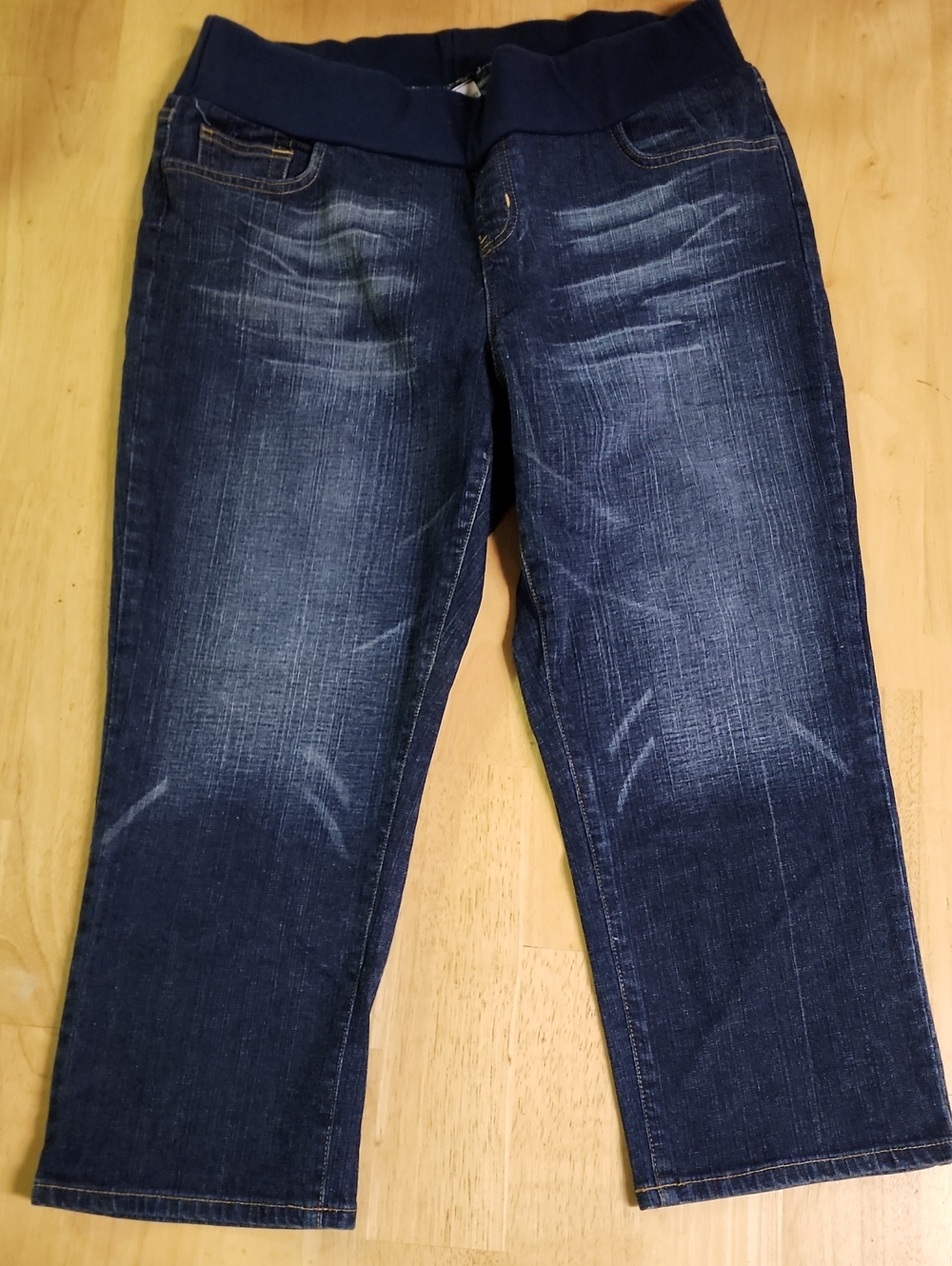 Motherhood Maternity Crop Capri Jeans Full Belly Band Indigo Blue Medium EUC